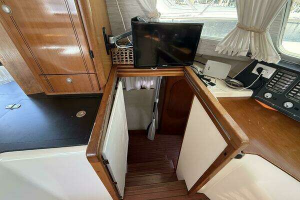 1999 Fountaine Pajot 37