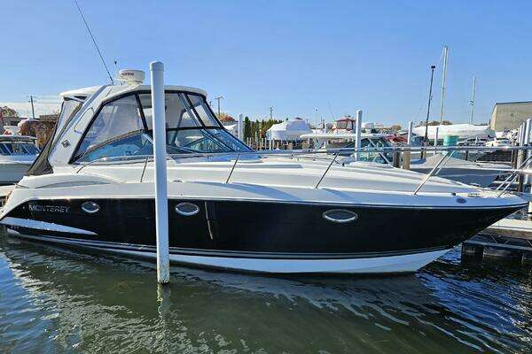 35-ft-Monterey-2016-355 Sport Yacht-Second Half St. Clair Shores Michigan United States  yacht for sale