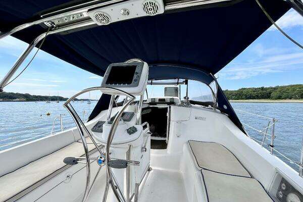 Photo of the 2008 Hunter 41 Deck Salon "Mariah"