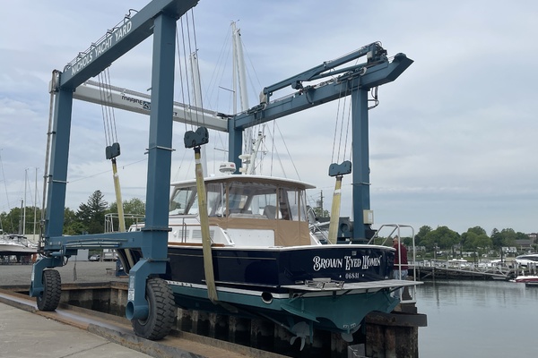 Brown Eyed Women 38ft Grand Banks Yacht For Sale