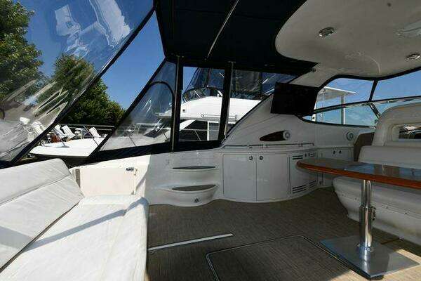 Sea Ray 540 Sundancer Yacht For Sale