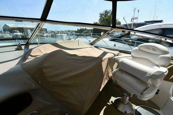 Sea Ray 540 Sundancer Yacht For Sale