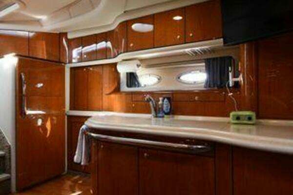 Sea Ray 540 Sundancer Yacht For Sale