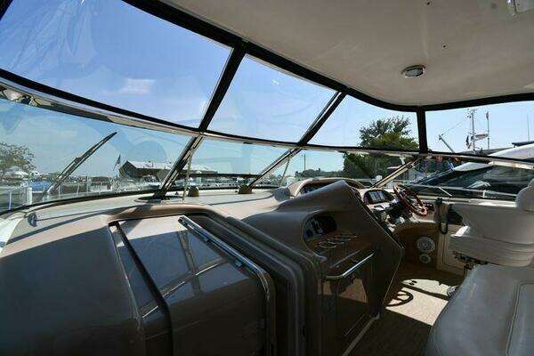 Sea Ray 540 Sundancer Yacht For Sale