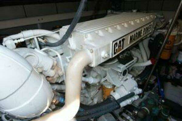 Sea Ray 540 Sundancer Yacht For Sale
