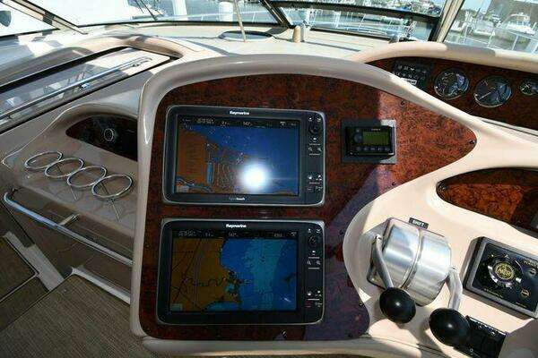 Sea Ray 540 Sundancer Yacht For Sale