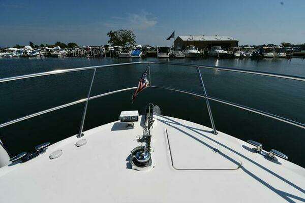 Sea Ray 540 Sundancer Yacht For Sale