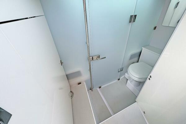 37ft Axopar Yacht For Sale 37ft Axopar Yacht For Sale