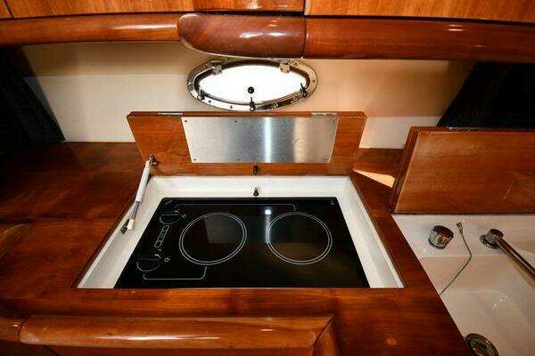Sunseeker Camargue 47 Yacht For Sale