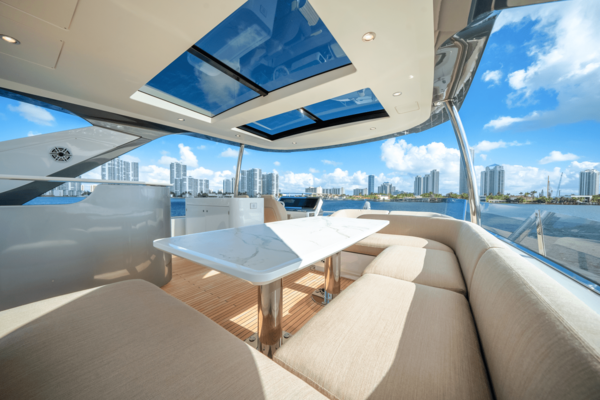 Azimut 78 FLY Yacht For Sale