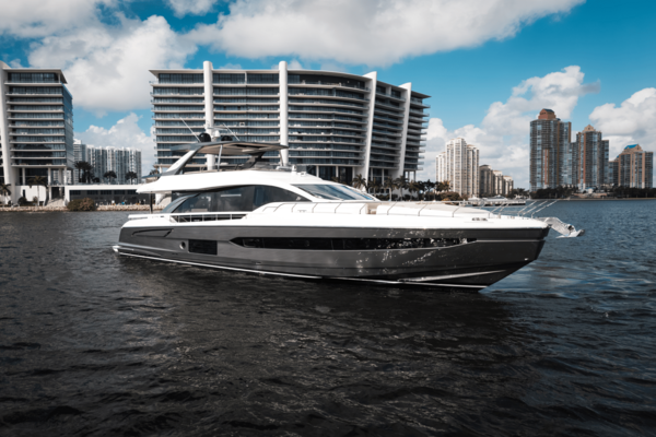 Azimut 78 FLY Yacht For Sale