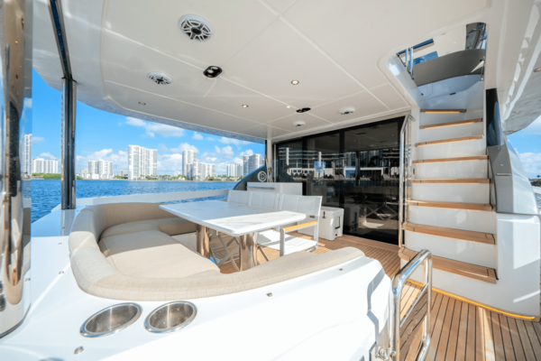 Azimut 78 FLY Yacht For Sale