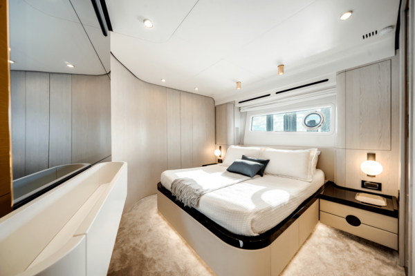 Azimut 78 FLY Yacht For Sale