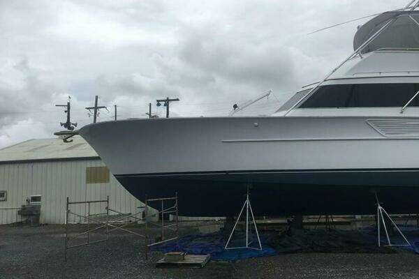 Photo of the 1987 Buddy Davis 61 Convertible "LB CAKE"