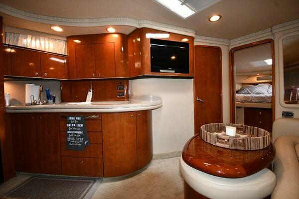 46ft Sea Ray Yacht For Sale