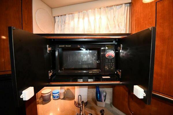 46ft Sea Ray Yacht For Sale