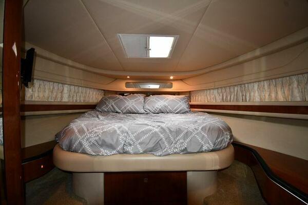 46ft Sea Ray Yacht For Sale