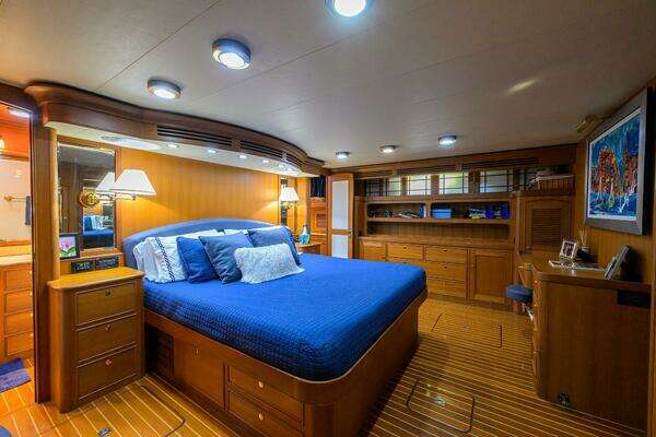 Marlow 78E Yacht For Sale