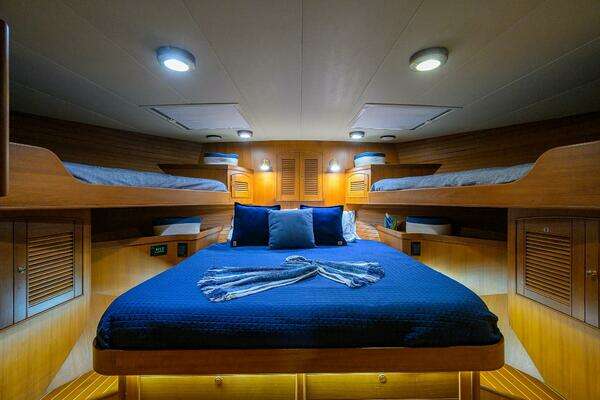 Marlow 78E Yacht For Sale