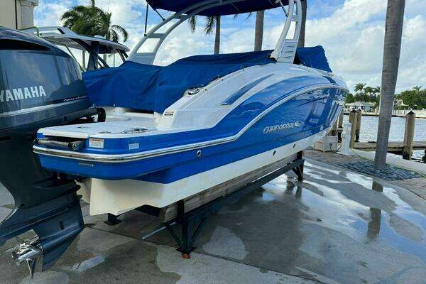 Photo of the 2017 Chaparral 250 Suncoast