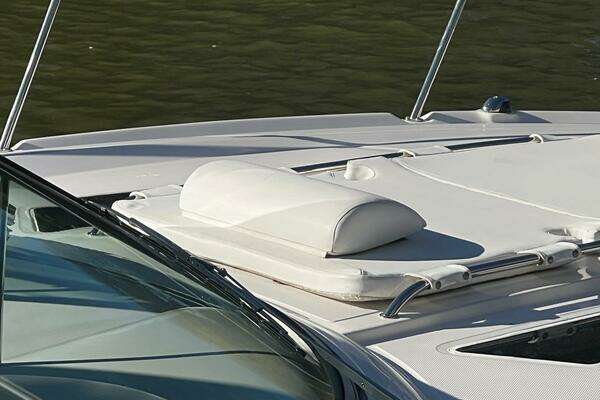 Photo of the 2007 Sea Ray Sundancer