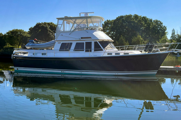 47-ft-Sabre-1999-CANDY O-Wickford United States yacht for sale