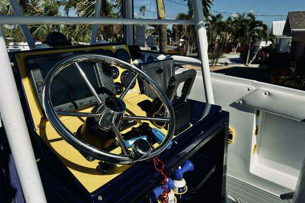 30ft Wellcraft Yacht For Sale