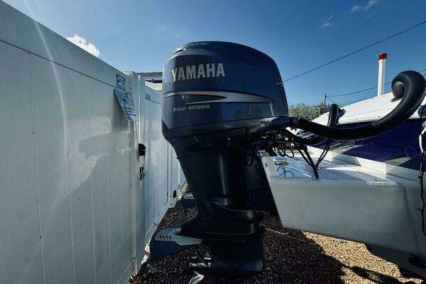 30ft Wellcraft Yacht For Sale