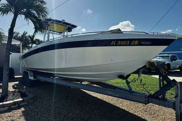 30ft Wellcraft Yacht For Sale