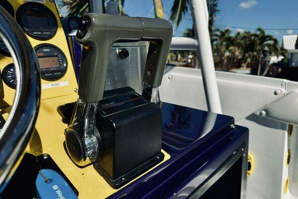 30ft Wellcraft Yacht For Sale