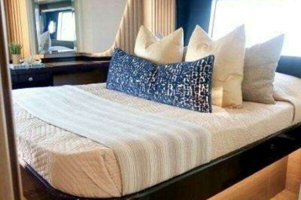 Absolute 58 Navetta Yacht For Sale