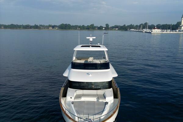 58ft Absolute Yacht For Sale