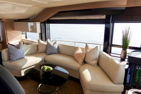 58ft Absolute Yacht For Sale