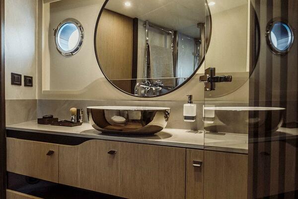 52ft Absolute Yacht For Sale