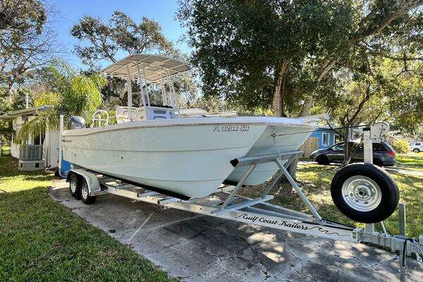 23ft World Cat Yacht For Sale