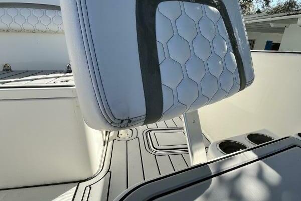 23ft World Cat Yacht For Sale