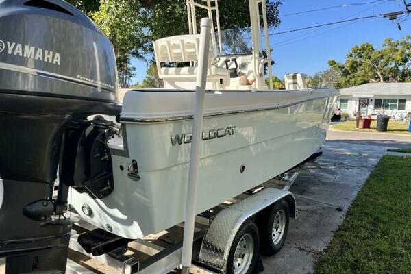 23ft World Cat Yacht For Sale