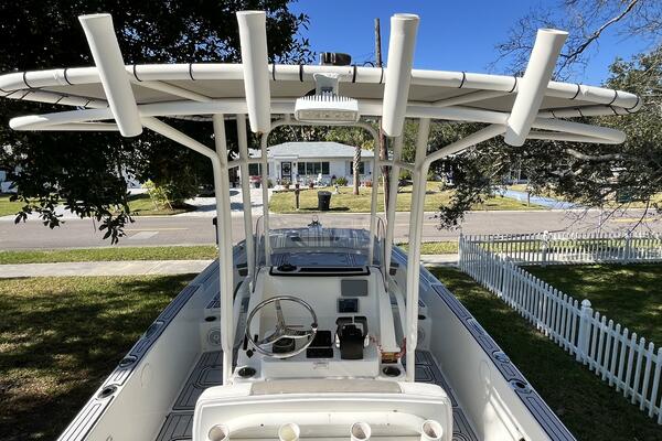 23ft World Cat Yacht For Sale