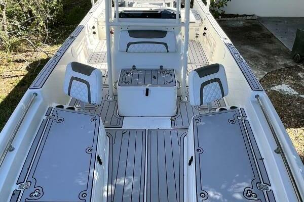 23ft World Cat Yacht For Sale
