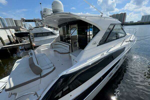 Photo of the 2016 Regal 46 Sport Coupe "Odessa"