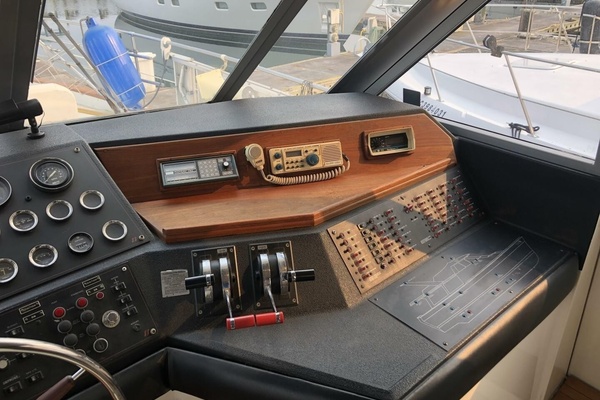 Sea Spirit 45ft Bayliner Yacht For Sale