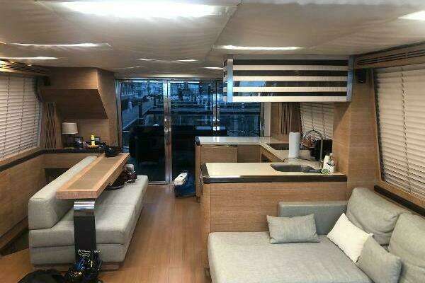 2012 Monte Carlo Yachts 76