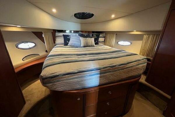 SUN DAZE II 43ft Silverton Yacht For Sale