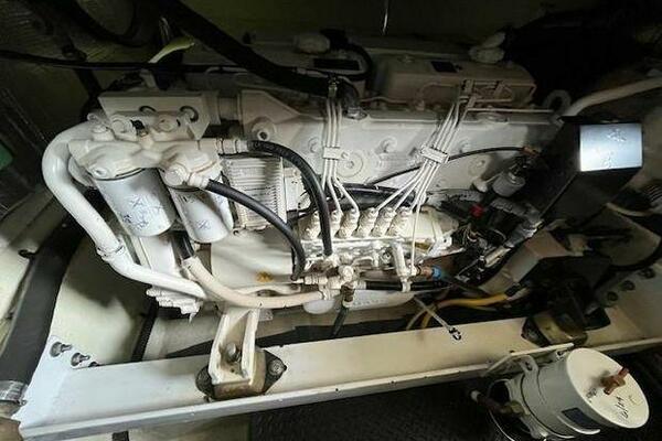 SUN DAZE II 43ft Silverton Yacht For Sale