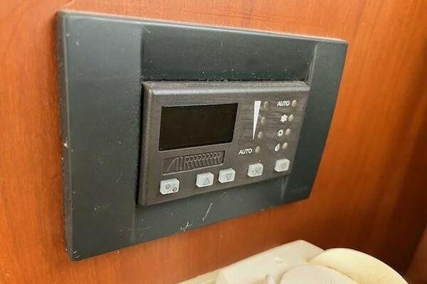 SUN DAZE II 43ft Silverton Yacht For Sale