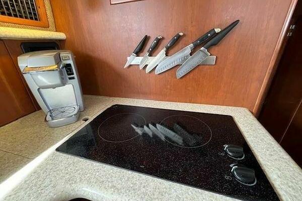 SUN DAZE II 43ft Silverton Yacht For Sale