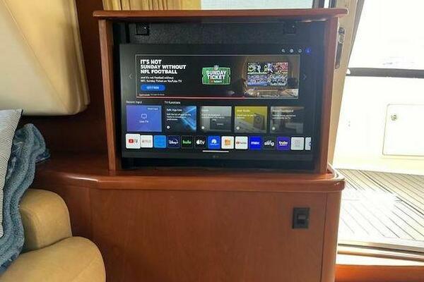 SUN DAZE II 43ft Silverton Yacht For Sale