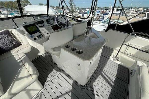 SUN DAZE II 43ft Silverton Yacht For Sale