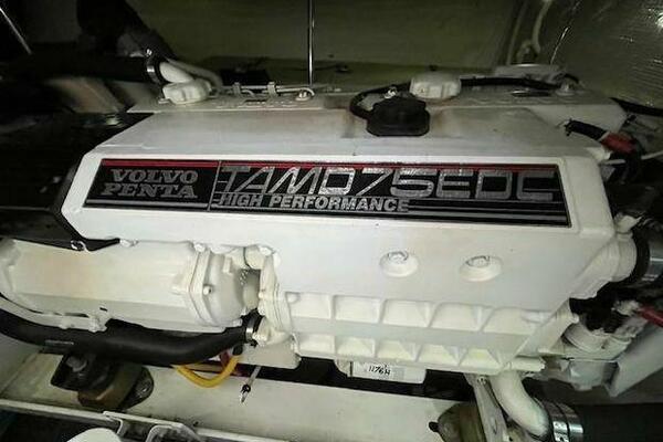 SUN DAZE II 43ft Silverton Yacht For Sale