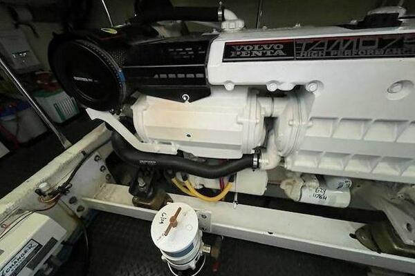 SUN DAZE II 43ft Silverton Yacht For Sale